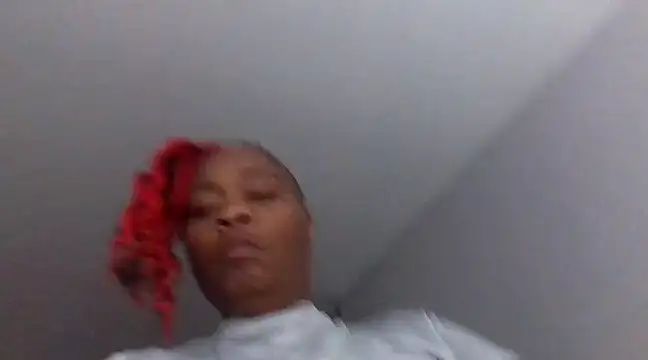 Snapshot of AllLeggs chatting on March 2025 02:37:02 PM AllLeggs online show from March 2025 02:37:02 PM