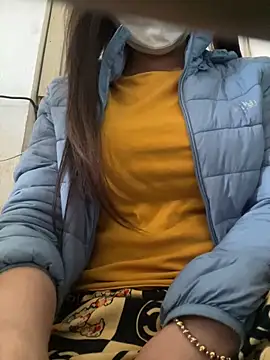 Snapshot of Tuongvy05 chatting on December 2025 08:08:02 AM Tuongvy05 online show from December 2025 08:08:02 AM