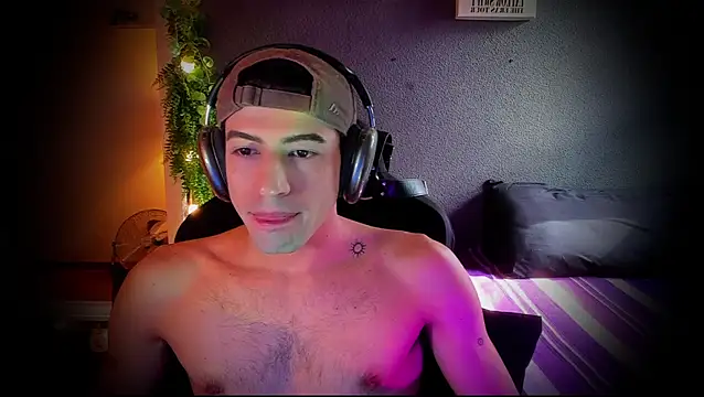 Snapshot of newjeff chatting on November 2025 11:32:02 AM newjeff online show from November 2025 11:32:02 AM