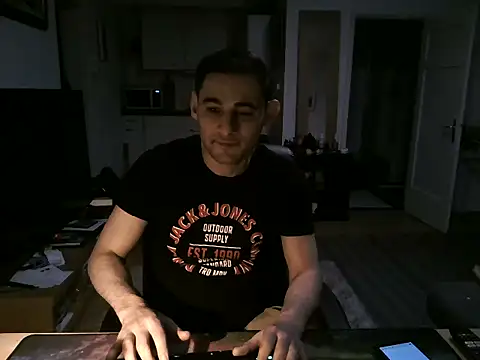 mihaimichael online show from February 2025 10:42:02 PM