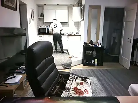 mihaimichael online show from March 2025 06:22:02 PM