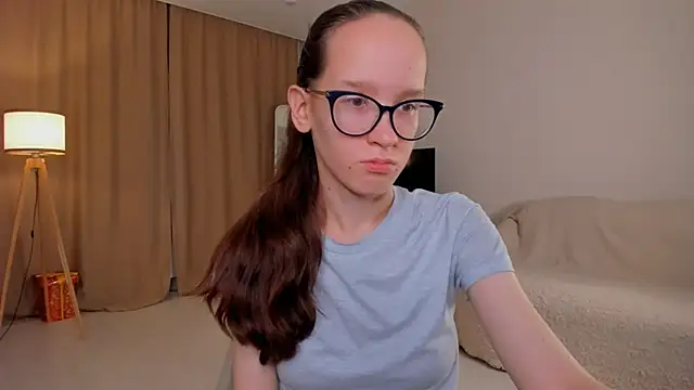 BettyBrowni online show from October 2025 04:05:02 PM