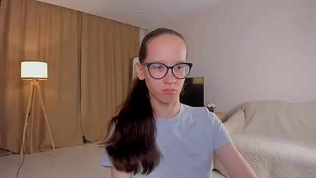 BettyBrowni online show from October 2025 04:07:02 PM