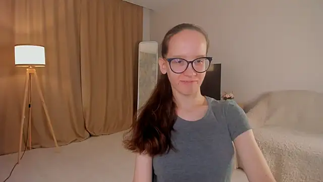 BettyBrowni online show from October 2025 04:07:01 PM