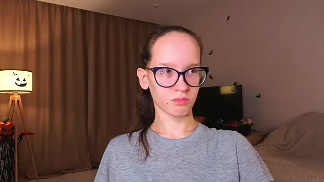 BettyBrowni online show from November 2025 04:06:01 PM