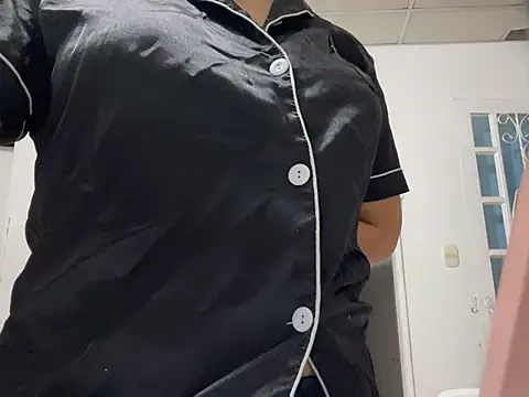 Pretty Isadora online show from February 2025 04:07:01 AM