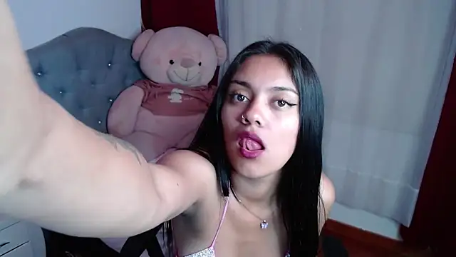 evangelineblossom03 online show from February 2025 10:04:02 AM