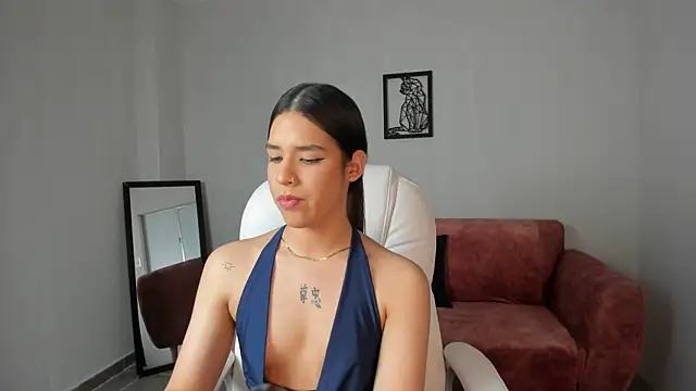 Alice23jones online show from December 2024 09:17:02 PM