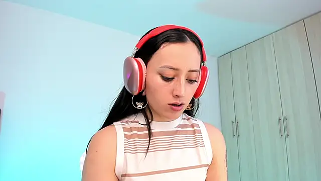 liaqueen610 online show from February 2025 07:38:02 PM
