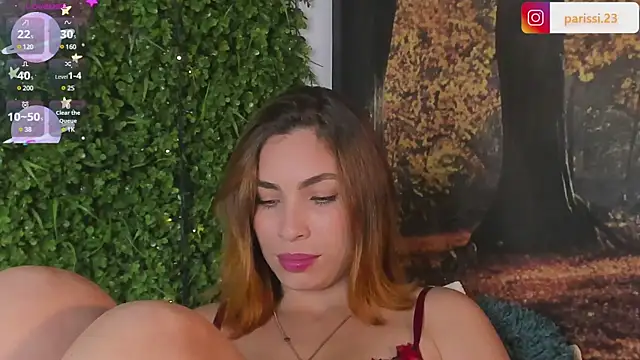 Mia Parissi online show from February 2025 07:16:01 PM