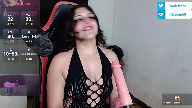 Snapshot of Liilbaconn chatting on January 2025 02:38:02 AM Liilbaconn online show from January 2025 02:38:02 AM