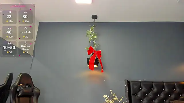 Hannah Miller   online show from December 2024 11:07:02 AM