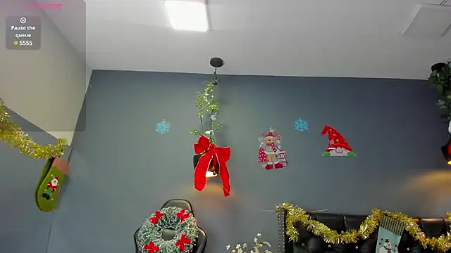 Hannah Miller   online show from December 2024 11:32:02 AM