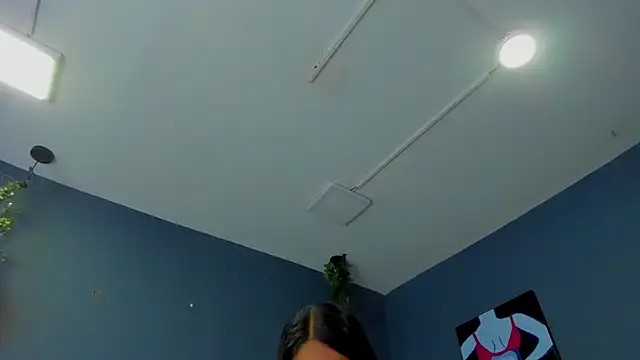 Hannah Miller   online show from March 2025 05:27:02 PM