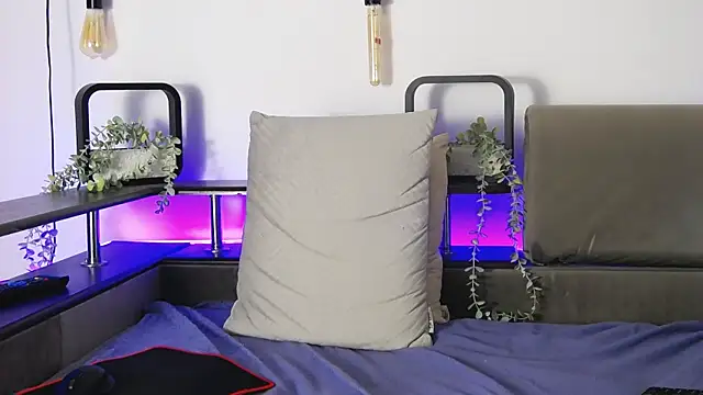 CarterCole online show from January 2025 02:07:01 PM