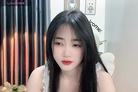 Snapshot of _Aimy_ chatting on January 2025 04:09:02 AM Aimy online show from January 2025 04:09:02 AM