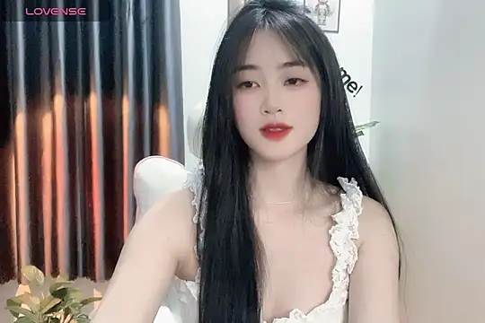 Snapshot of _Aimy_ chatting on January 2025 04:35:01 PM Aimy online show from January 2025 04:35:01 PM