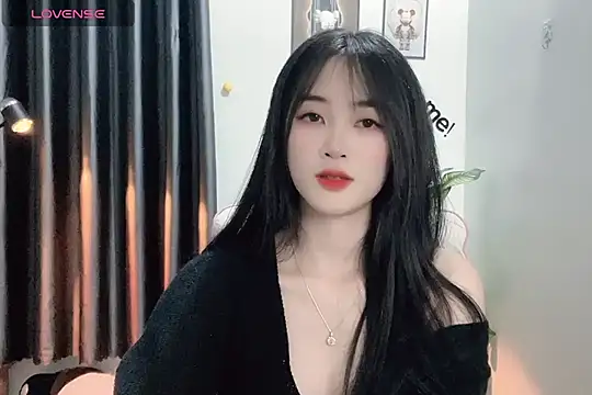 Snapshot of _Aimy_ chatting on January 2025 06:41:02 AM Aimy online show from January 2025 06:41:02 AM