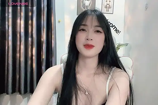 Snapshot of _Aimy_ chatting on January 2025 07:29:01 PM Aimy online show from January 2025 07:29:01 PM