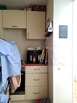 Snapshot of JulianJ50 chatting on December 2025 09:47:02 AM JulianJ50 online show from December 2025 09:47:02 AM