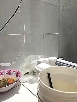 Snapshot of HimiJim chatting on November 2025 12:24:01 AM HimiJim online show from November 2025 12:24:01 AM