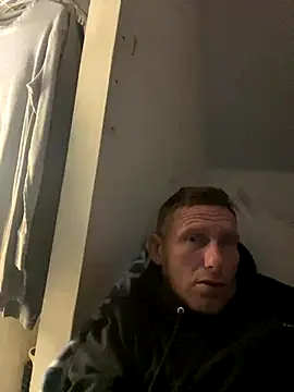 aaronmc311840 online show from September 2025 05:09:02 AM