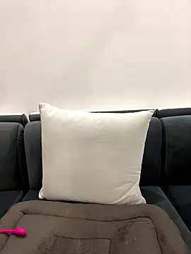 Lilisa miu online show from December 2024 05:37:01 PM