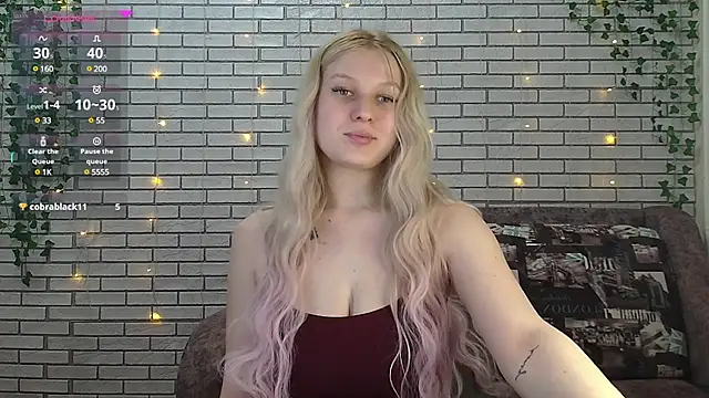 EmiliaDuchess online show from December 2024 02:26:02 PM