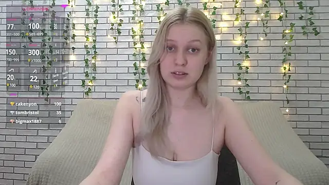 EmiliaDuchess online show from February 2025 10:43:02 AM