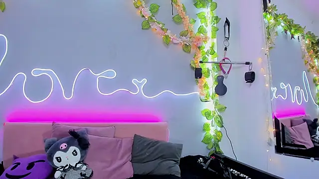 Snapshot of YouliteSllut2 chatting on January 2025 05:11:02 AM YouliteSllut2 online show from January 2025 05:11:02 AM