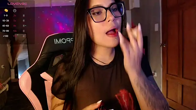 Snapshot of alexa_kei chatting on November 2025 07:15:01 PM alexa kei online show from November 2025 07:15:01 PM