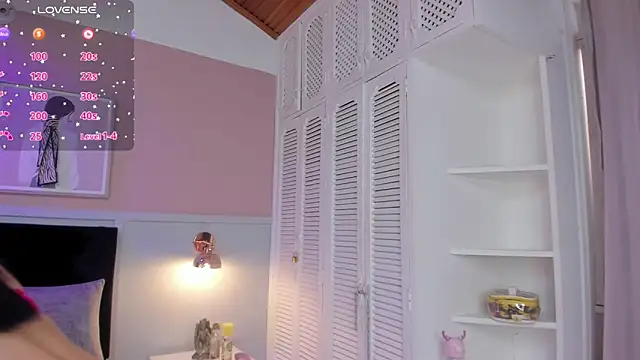 naoko kirino online show from January 2025 09:04:01 PM