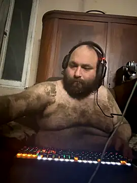 Snapshot of hairyhulk chatting on October 2025 07:11:01 AM hairyhulk online show from October 2025 07:11:01 AM