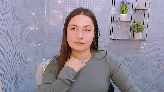 EmiliaTemi  online show from January 2025 04:46:01 PM