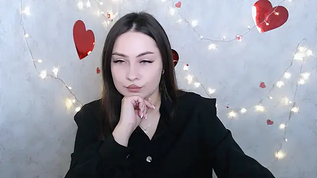 EmiliaTemi  online show from February 2025 12:20:01 PM
