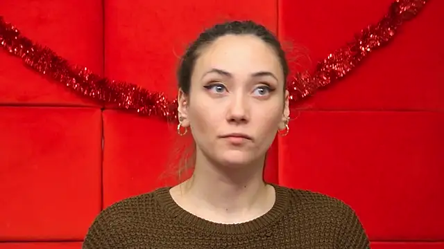 AliceMunro online show from January 2025 09:36:02 PM