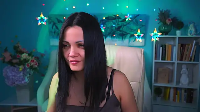 KarolinaRobinson online show from December 2024 05:22:01 PM