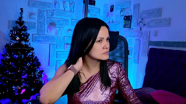 KarolinaRobinson online show from December 2024 01:41:01 PM