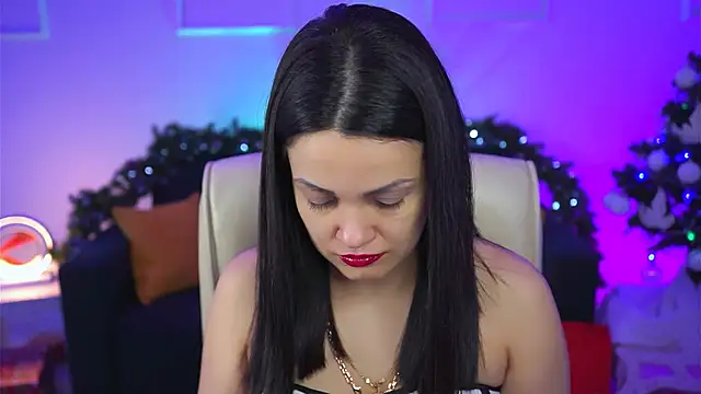 KarolinaRobinson online show from January 2025 12:01:01 PM