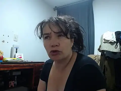 Snapshot of Sweeetness_Milf chatting on December 2024 12:02:01 AM Sweeetness Milf online show from December 2024 12:02:01 AM