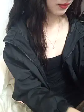 Snapshot of Lovely_kute chatting on February 2025 08:04:02 PM Lovely kute online show from February 2025 08:04:02 PM