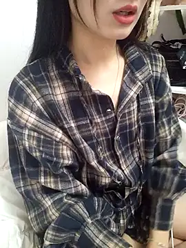 Snapshot of Lovely_kute chatting on March 2025 01:36:02 AM Lovely kute online show from March 2025 01:36:02 AM