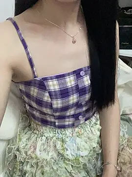Snapshot of Lovely_kute chatting on March 2025 08:35:01 AM Lovely kute online show from March 2025 08:35:01 AM