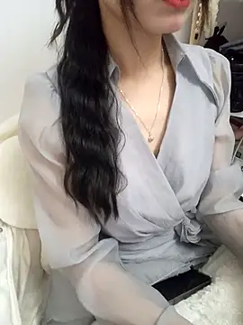 Snapshot of Lovely_kute chatting on March 2025 03:13:02 PM Lovely kute online show from March 2025 03:13:02 PM