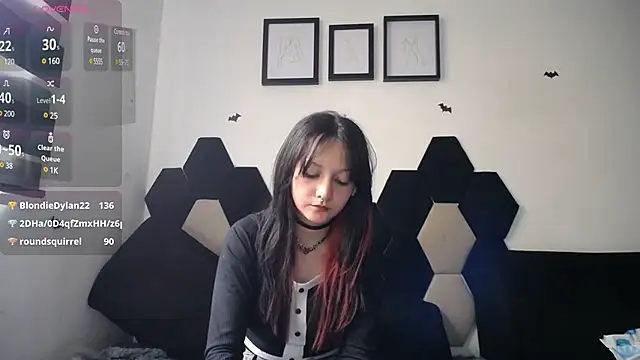 Maki Zein online show from December 2024 04:38:02 PM