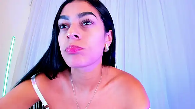 Snapshot of Yasiir_0229 chatting on October 2025 04:42:01 AM Yasiir 0229 online show from October 2025 04:42:01 AM