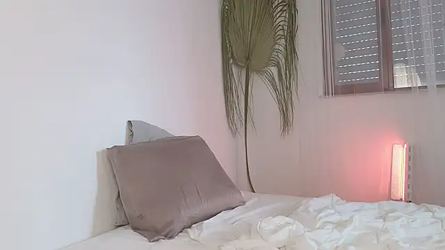 Snapshot of my_lina chatting on November 2025 09:10:01 AM my lina online show from November 2025 09:10:01 AM