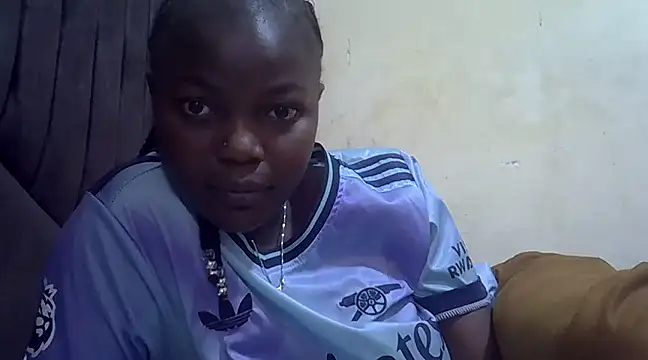 Snapshot of pretty_vivy chatting on March 2025 05:42:02 AM pretty vivy online show from March 2025 05:42:02 AM