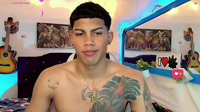 Damian latinxxx online show from February 2025 08:42:02 PM