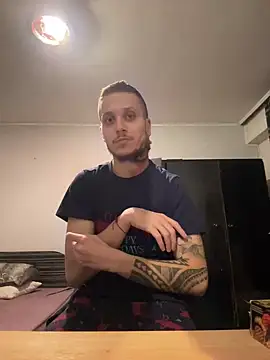 Snapshot of BWC69_69_69 chatting on December 2024 10:18:02 PM BWC69 69 69 online show from December 2024 10:18:02 PM